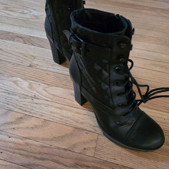 Boots - Picture 2 of 3